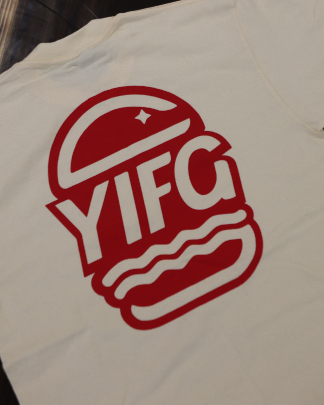 T-SHIRT